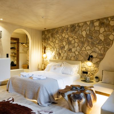 Honeymoon Suite