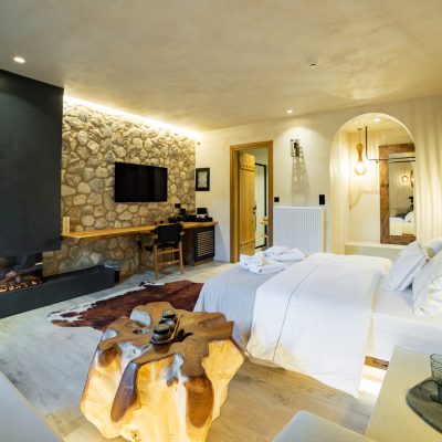 Honeymoon Suite