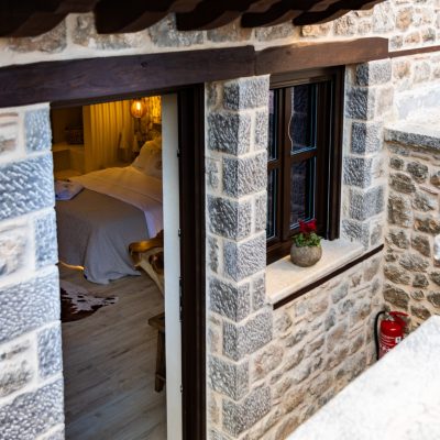 Honeymoon Suite